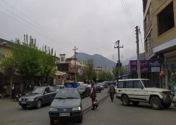 جدال بازاریان بانه با کرونا