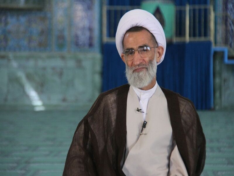 امام جمعه شهرکرد: جمعیت هلال احمر کارنامه درخشانی در خدمت رسانی دارد