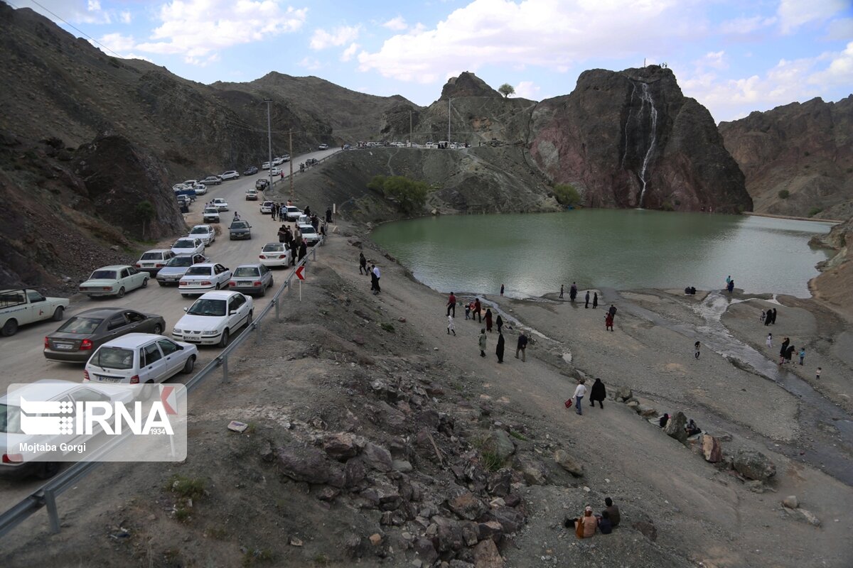 میزبانی از مهمان خوانده