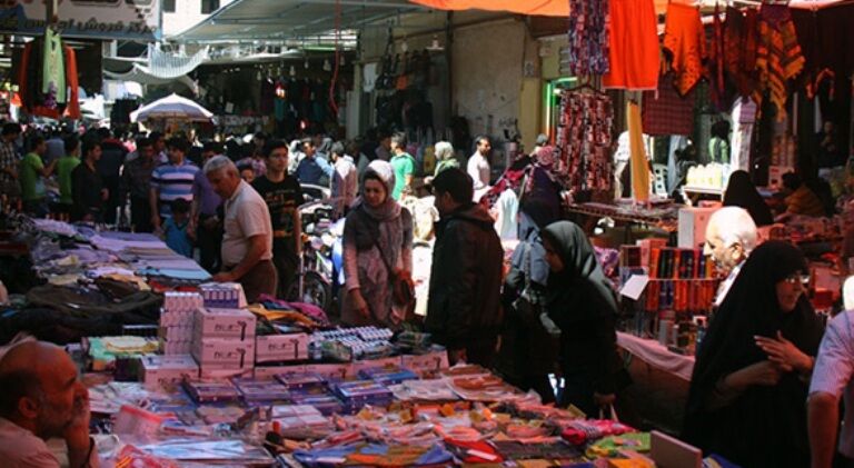 بازاریان گناوه خواستار برخورد با مسببان جعل آگهی فروش اجناس شدند