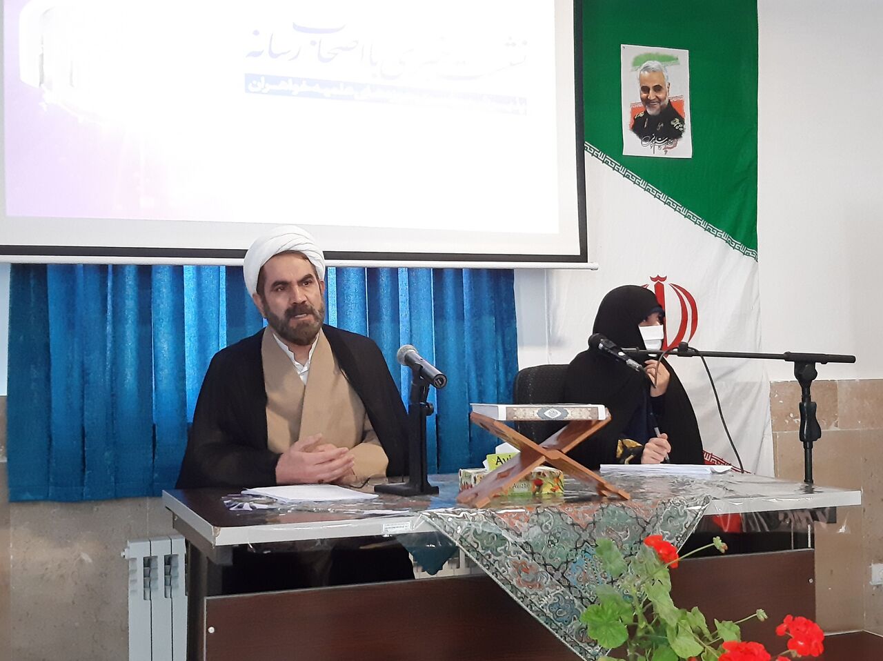 هزار و ۷۰۰ طلبه در حوزههای علمیه خواهران قزوین تحصیل میکنند هزار و ۷۰۰ طلبه در حوزههای علمیه خواهران قزوین تحصیل میکنند