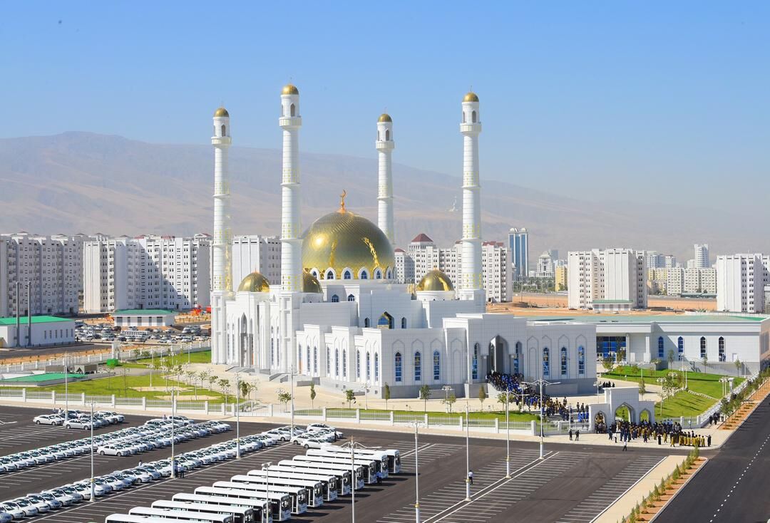 رئیس جمهوری ترکمنستان مسجد مرکزی عشق آباد را افتتاح کرد - ایرنا