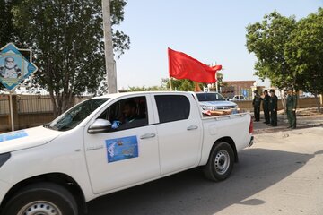 ارسال کمک های مومنانه نیروی دریایی سپاه به مناطق محروم هرمزگان