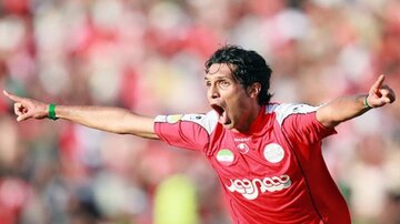 حیدری: سپاهان داخل و خارج زمین به پرسپولیس باخت