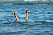 کودک ۵ ساله غرق شده در رودخانه زاینده رود نجات پیدا کرد
