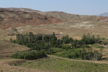 گردشی در روستای اروانه سرخه