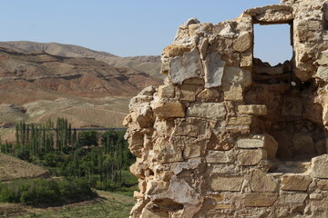 گردشی در روستای اروانه سرخه