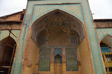 La mosquée historique d'Agha Baba Khan à Chiraz