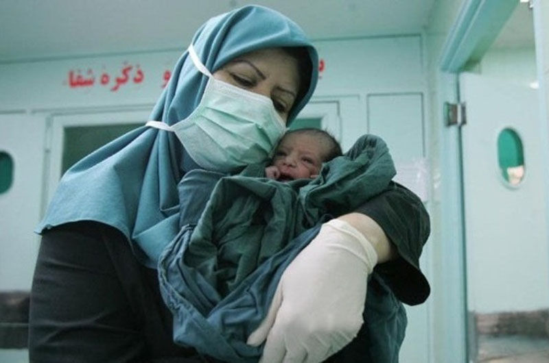 Iran’s health system recruits 8,000 new midwives