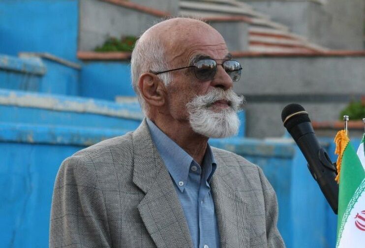درباره فریدون صدیقی
