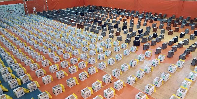 توزیع بیش‌از 50 هزار بسته غدایی ستاد مردمی در سیستان و بلوچستان آغاز شد