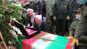 تشییع پیکر شهید جعفرنظامپور از شهدای حادثه تروریستی دیواندر‎ه در شهرستان بیجار 