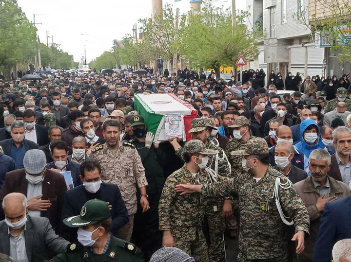 مراسم تشییع پیکر مطهر شهدای سپاه در شهرهای کردستان برگزار شد