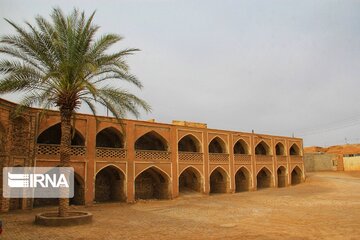 Jandagh Castle; Historical tourist attraction in Central Iran