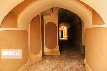 Jandagh Castle; Historical tourist attraction in Central Iran