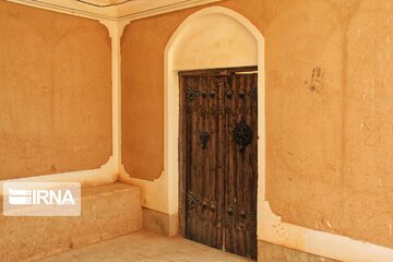 Jandagh Castle; Historical tourist attraction in Central Iran