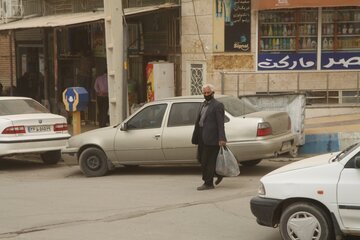 آلودگی هوا  و پدیده گرد و غبار در قصرشیرین