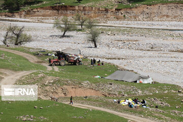 Iran’s Bakhtiari nomads migrating in spring