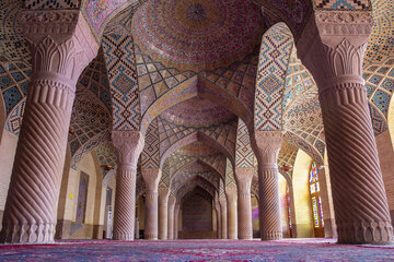 Mosquée Nasir Al-Molk de Shiraz: un chef-d'œuvre de l'architecture islamique en Iran