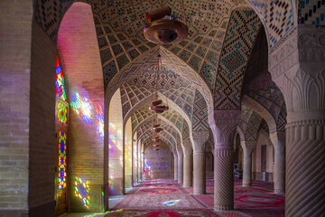 Mosquée Nasir Al-Molk de Shiraz: un chef-d'œuvre de l'architecture islamique en Iran