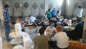 توزیع ۲ هزار پرس غذای گرم بین نیازمندان کالپوش میامی