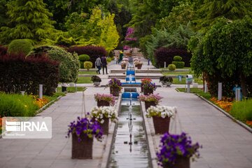 İsfahan Çiçekler Bahçesi'nden kareler