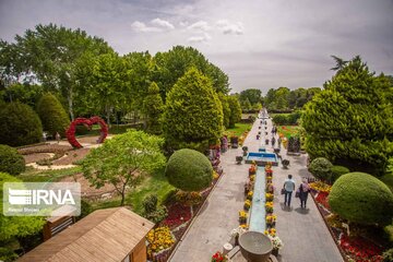 İsfahan Çiçekler Bahçesi'nden kareler