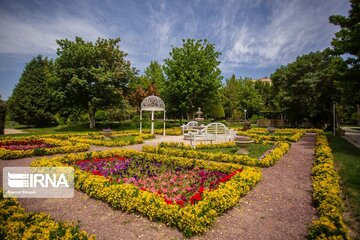 İsfahan Çiçekler Bahçesi'nden kareler