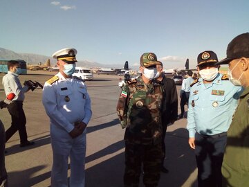 فرمانده کل ارتش: علت وقوع حادثه ناوچه کنارک در دست بررسی است