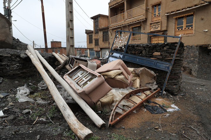 گزارش تصویری از روند تخریب در بافت تاریخی روستای کنگ