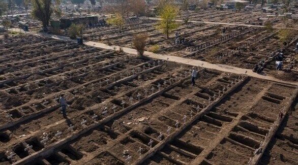 حفر هزاران قبر جدید در پایتخت شیلی با افزایش شیوع کرونا