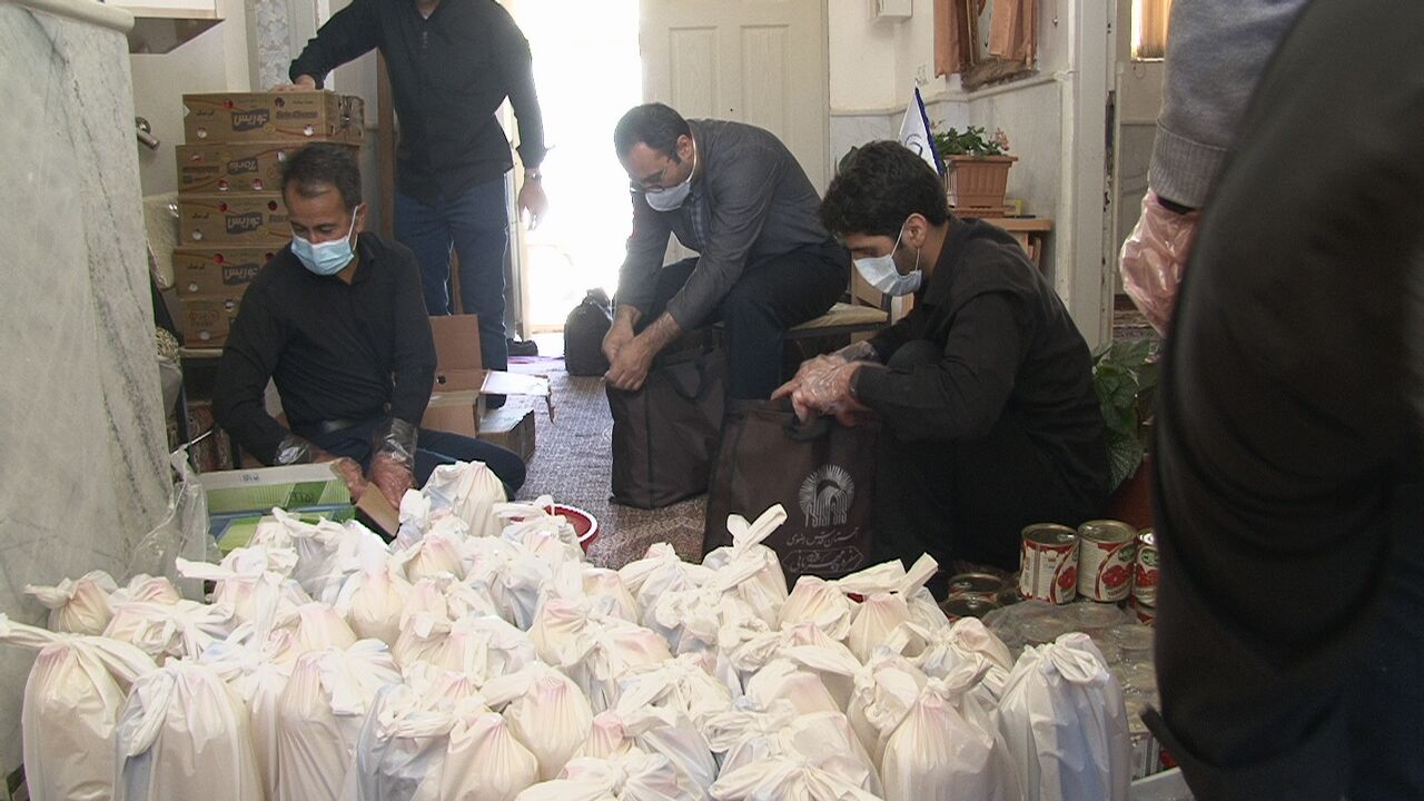 توزیع 300 بسته معیشتی در هریس