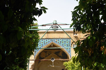 La mosquée historique Haj Ali à Chiraz