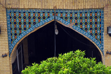 La mosquée historique Haj Ali à Chiraz