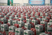۴۰۰ هزار بسته حمایتی توسط قرارگاه نماز جمعه قم توزیع شد