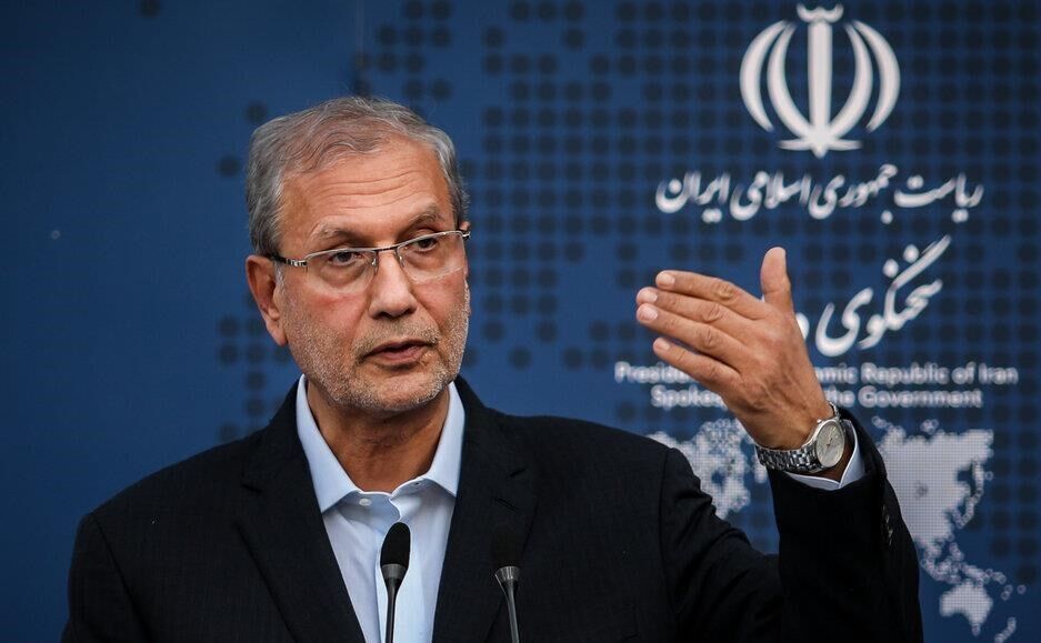 Iran to continue selling oil: Spox