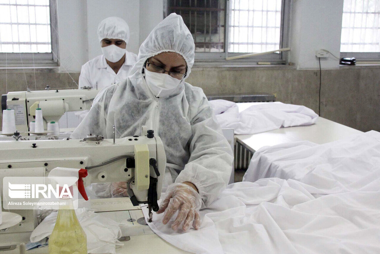 موکب‌داران استان مرکزی ۱۶۰ هزار ماسک تولید کردند