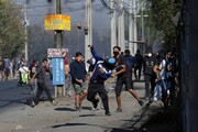 پلیس شیلی با فقرای معترض درگیر شد