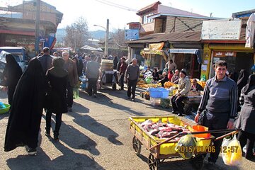 افتتاح بازار هفتگی نوشهر بدون مجوز ستاد قرارگاه پدافند زیستی مازندران 