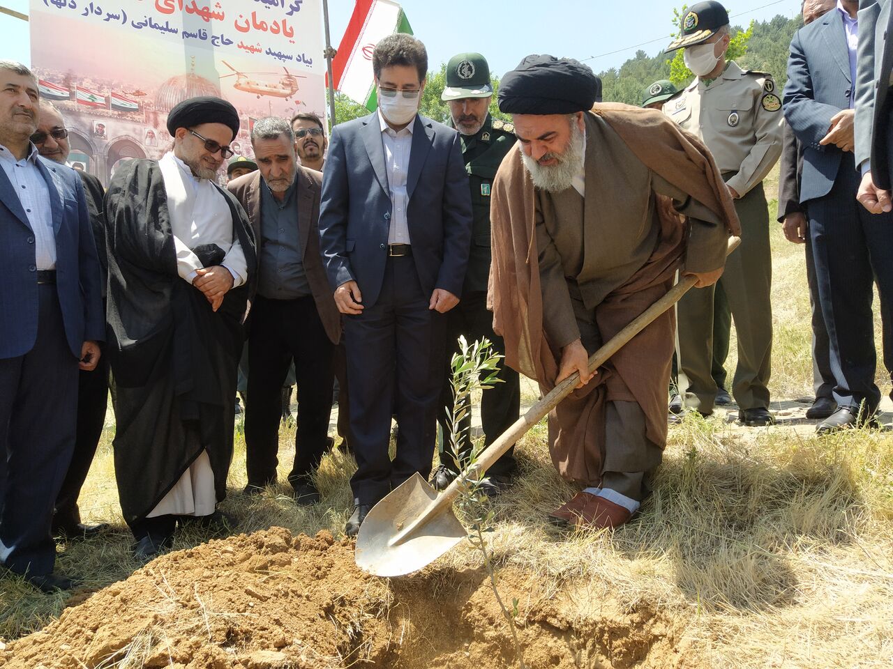 حیات مسلمانان و اسلام به وجود فلسطین مربوط است