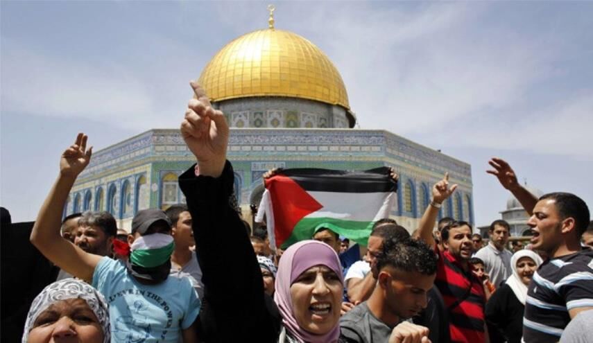 امام جمعه سمنان: روز قدس پیام‌آور وحدت مسلمانان جهان است