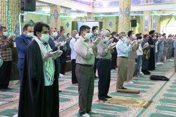اقامه نماز عید فطر در ورامین