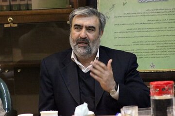 منتخب مردم شیراز در مجلس: با صادرات گیاهان دارویی، شیرهای نفت را ببندیم