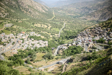 طبیعت مسیر سروآباد به کامیاران