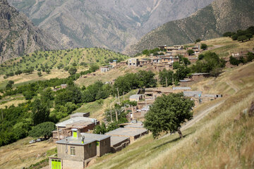 طبیعت مسیر سروآباد به کامیاران