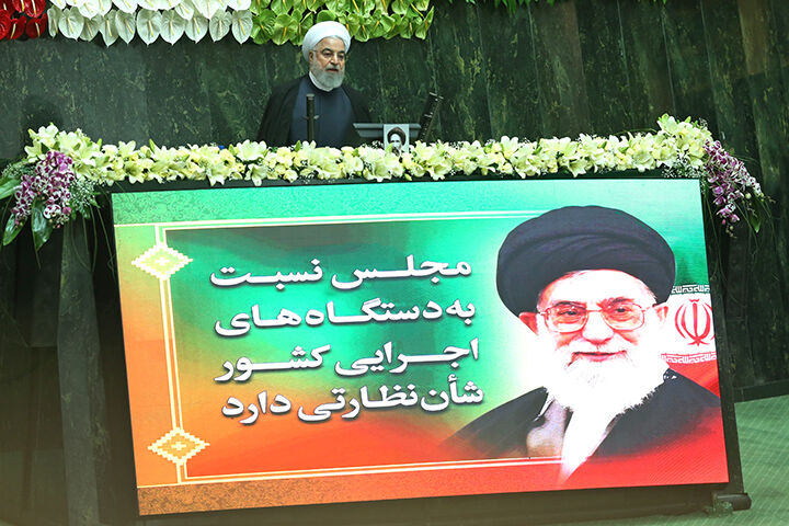 روحانی: مبنای همکاری دولت و مجلس چهارچوب قانون اساسی است
