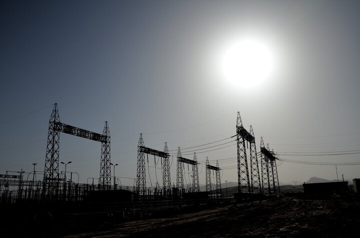 استاندار کرمان:  نیروگاه سیکل ترکیبی زرند ۴۵درصد پیشرفت فیزیکی دارد