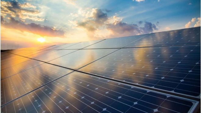 تحریم‌ها، سرمایه‌گذاری در حوزه پنل‌های خورشیدی را با مشکل مواجه کرده است