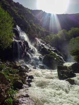 Iran : Chahroud de Khalkhal, terre d'eau et cascade à l’ouest