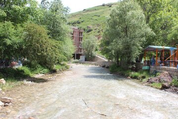 Iran : Chahroud de Khalkhal, terre d'eau et cascade à l’ouest